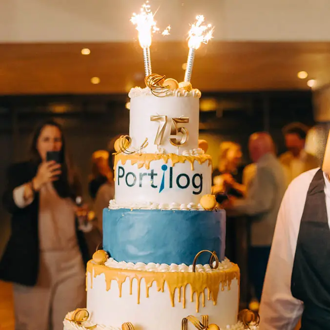 Vijfenzeventig jaar Portilog taart